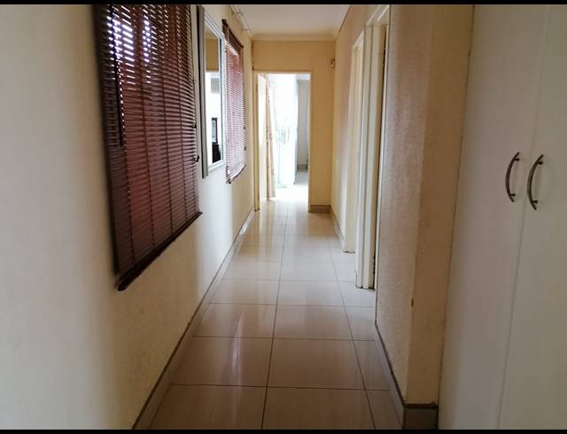 3 BEDROOM HOUSE FOR SALE IN TLHABANE WEST